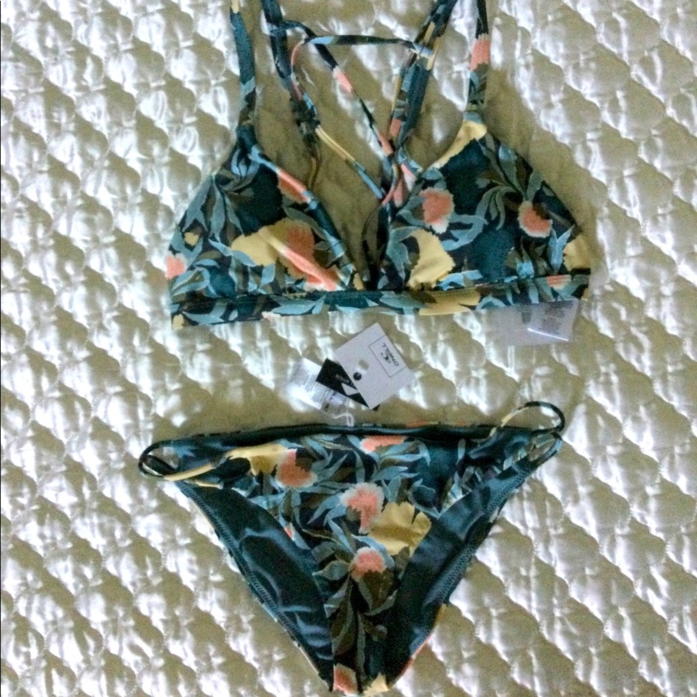 O’Neill Teegan Tri Top and Cut Out Bottoms